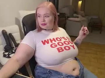 showmebbw — COME GET DIRTY WITH CURVY MOMMY I'm QOS  interracial, small dicks, sissies and cucks are very welcum #goddess #sph #mistress #mommy #milf [16 tokens remaining]