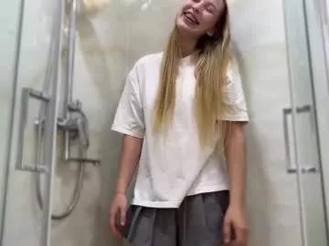 shyrubate — Goal: Show my cute belly!Take a shower with me!Hi im Aurora, ntmu! My faw pattern 160 and WOW 333!!I'm a very #shy #new #18 years. I' #skinny #young [0 tokens remaining]