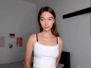 smoothnesss — I am Eva and I wanna reach 400 Bite my lips close up  #new #shy #cute #young #18 [25 tokens remaining]