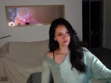 sophia_whispers on Chaturbate