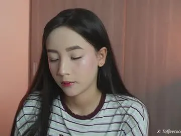 sophie_lii — Totally naked! [444 tokens left] Be kind today  (open private)  #asian #petite  #shy #hairy