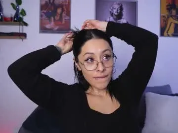 sophiiecums on Chaturbate