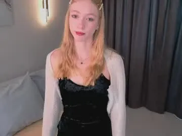stellajohnson_ — GOAL: tease body + touhing yourself [84 tokens remaining] Welcome to my room! #18 #blonde #new #natural #shy