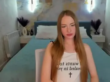 tasya_doyle — GOAL: Stand up and show off my outfit [25 tokens remaining] Welcome to my room! #new #skinny #nonude #shy #smalltits