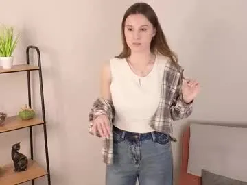 teresa_pinnet — GOAL: tease with my perfect lips close cam [63 tokens remaining] I'm Alice and new here, my first day! Glad to see everyone <3 #new #shy #18 #bigboobs #teen