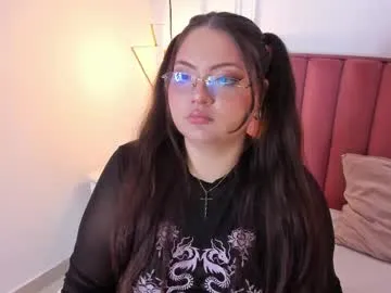 tessa_sinclaire on Chaturbate