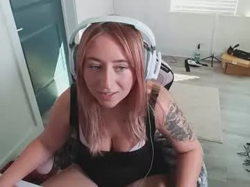 thaliacollinsss — hang w me #bigass #natural #gamer #new #tattoos