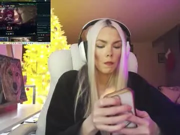 tinykylie on Chaturbate