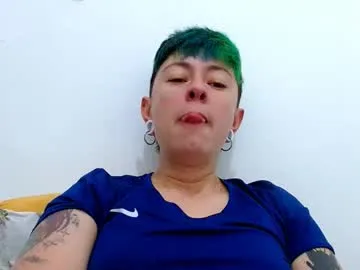 tomboyblue — #lesbiant #showfeet #lgbti #domination #tomboy