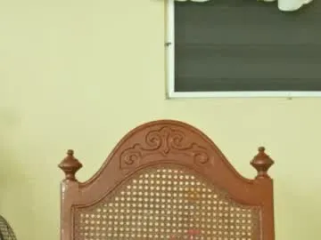 toni2814 on Chaturbate