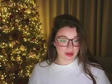 tutti_frutti_ on Chaturbate