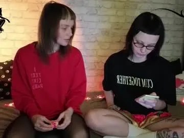 twins_terror — GOAL: Long kiss of two dominatrixes [700 tokens remaining] BOW DOWN BOY #feet #mistress #teen #lesbian  #femdom