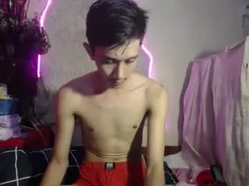 ur_asian_mark18 — hello IM MARK and im NEW ! lets CUM and have some FUN GUYS ! #asian #18 #bigcock #petite #slim #new [5555 tokens remaining]