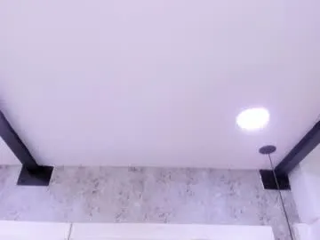 vanessa_rain_ on Chaturbate