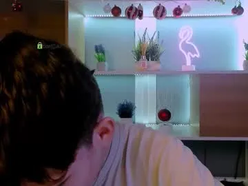 veldi_to on Chaturbate