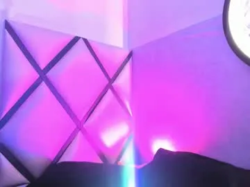 venuss_03 on Chaturbate