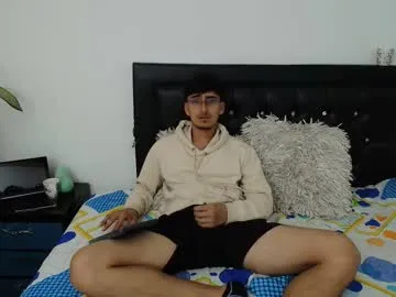 versatileguuy — Cum BIG load    #18 #twink  #latino #gay #young [698 tokens remaining]