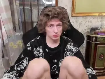 vince__dice —  Goal Is show cock with 83 remaining to goal! #str8 #uncut #teen