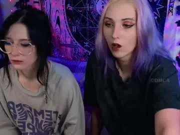 violet_noir_ — GOAL: Lick and suck feet [200 tokens remaining] ' !     ! #fuckmachine #lesbian #smalltits #feet #pvt