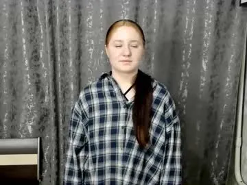 vitalitybrevn — Goal: air kiss! Hi, I'm Lia, today I use the toy for the first time! #new #18 #shy #teen #bigboobs [22 tokens remaining]