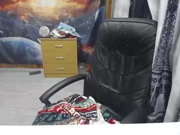 Freechat xxxnewlywedsxxx on Chaturbate
