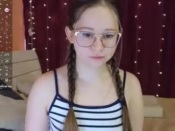 your_foxy_dream on Chaturbate