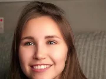 Freechat zeldaes on Chaturbate