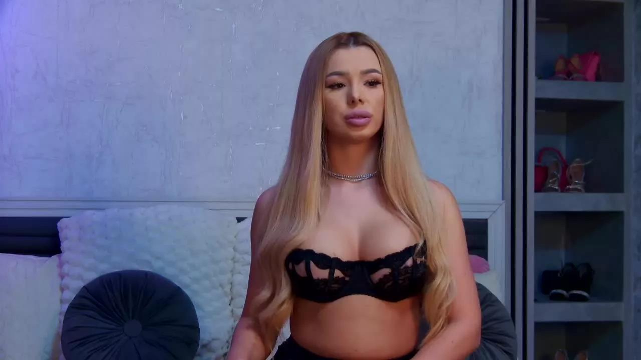 AriannaVoss on Streamray 