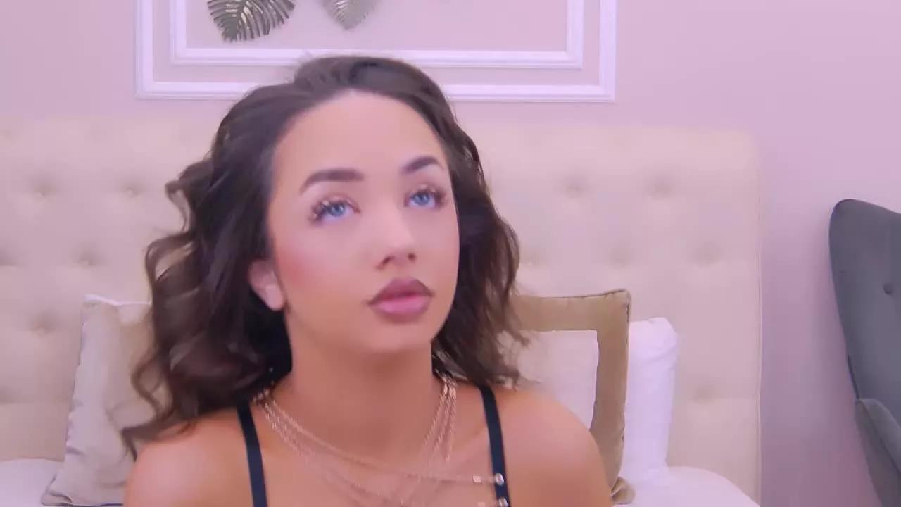 RebekaRusso on Streamray 