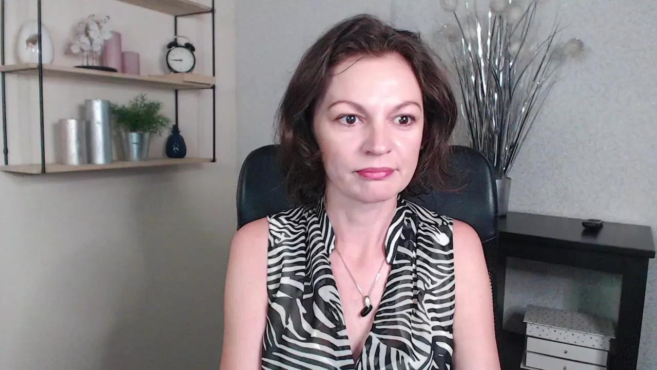 VivianTasty on Streamray 