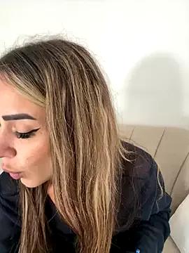 Freechat -Alisa on StripChat