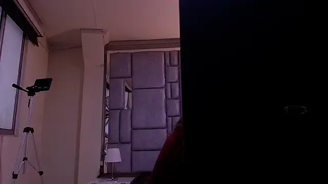 _Emily_rosee_ — Freechat on StripChat