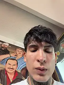 _Tomy08calderon on StripChat