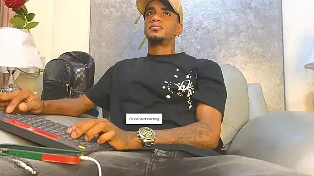 AaronCruz_ on StripChat 