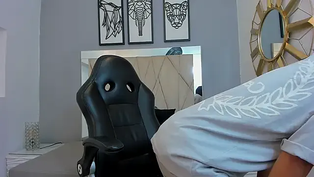 adams_bobby on StripChat