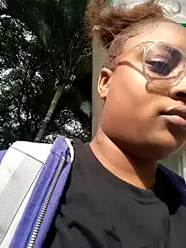 Adelehottman — 2 fingers in my pussy