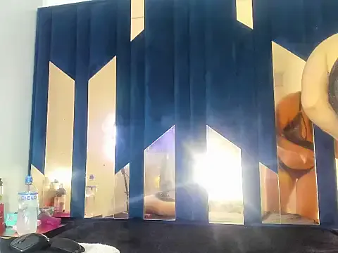 Adhara_Rs on StripChat