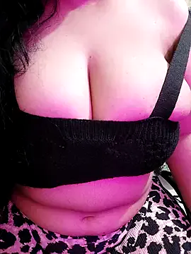 Adiba_2 on StripChat