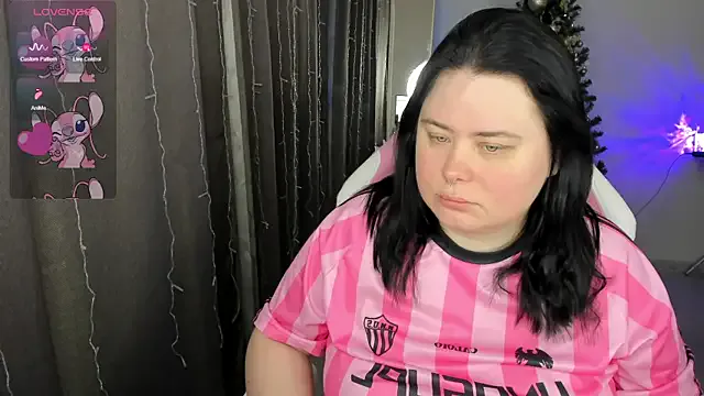Akemi_BBW on StripChat