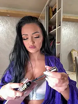 AlessiaExquisit on StripChat