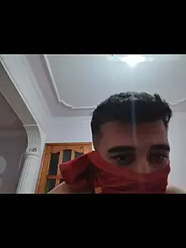 Alevderlerrs — Ayaa kalkp dans etme.   get up and dan