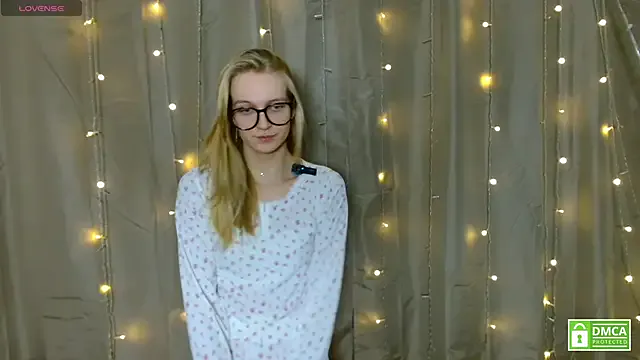 Alex-wer — suck two fingers