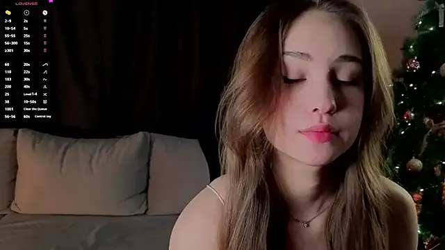 Alice_loft on StripChat