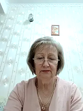 AlikaSwan5821 on StripChat