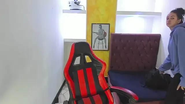 alison_moon7 on StripChat