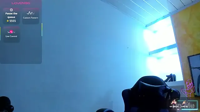 alison_moon7 on StripChat