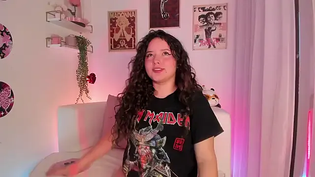 Ally_belle on StripChat
