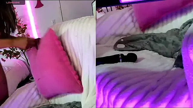 alys_at_college on StripChat