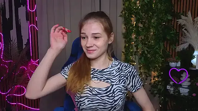 AmyLindsey — Remove my bra and spank me
