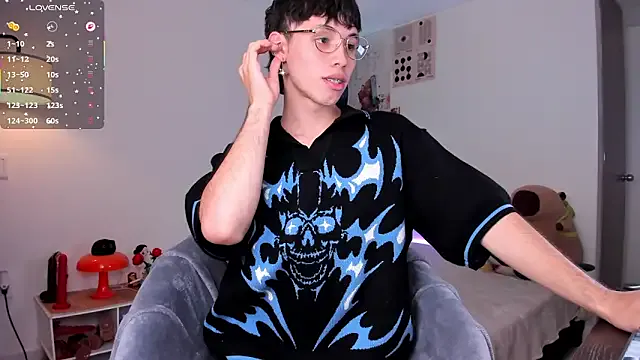 angel_bless19 on StripChat